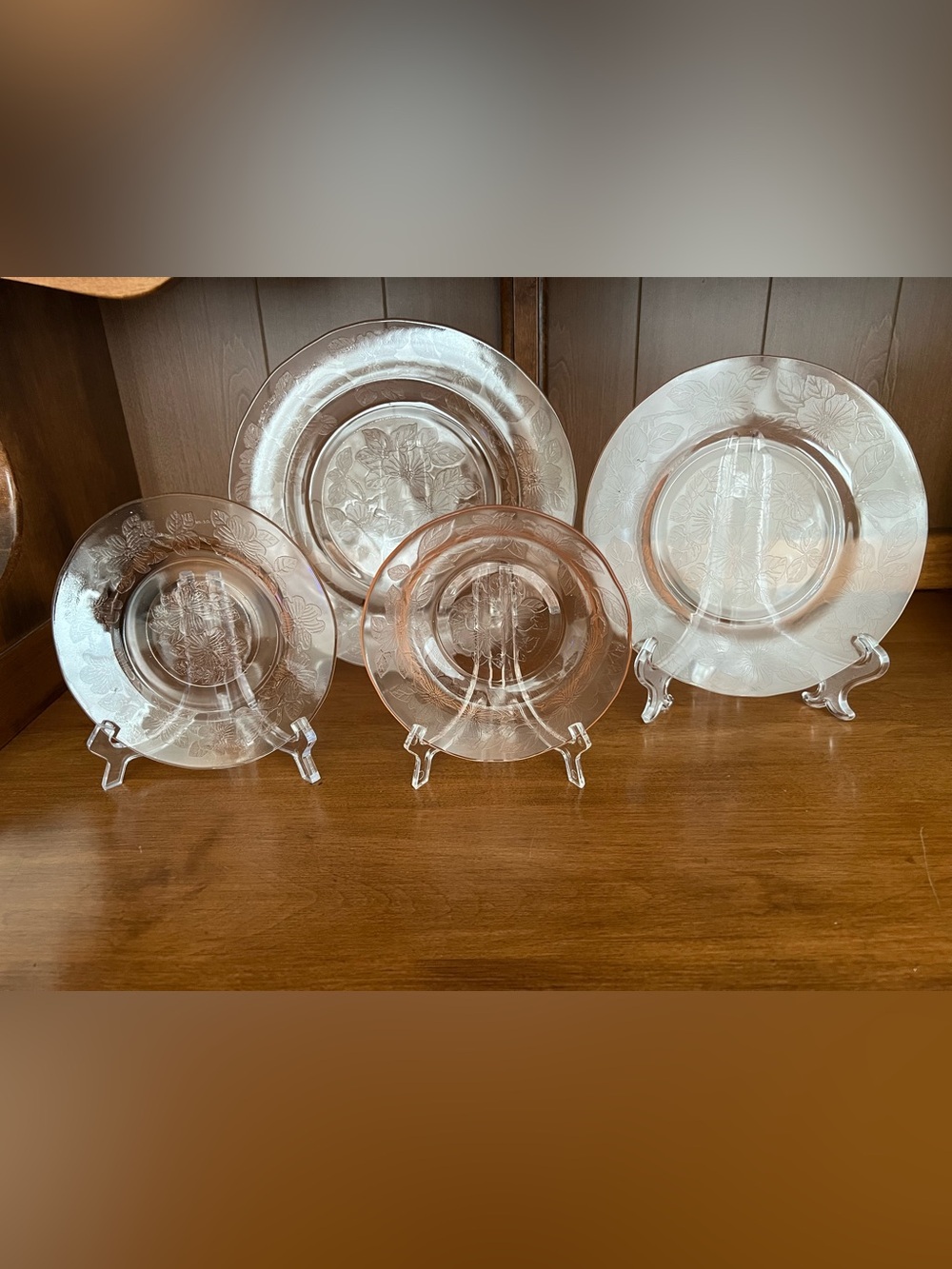 Set of 4 Vintage Depression Pink Dogwood Pattern Glass pieces